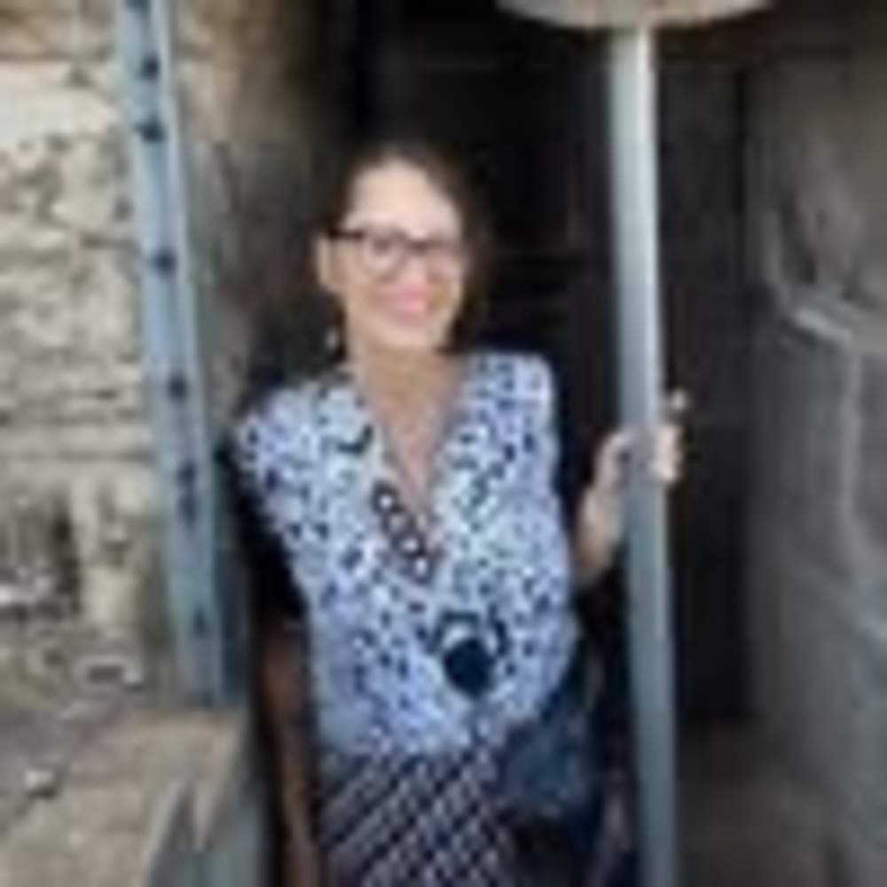 Meet your Posher, Liz